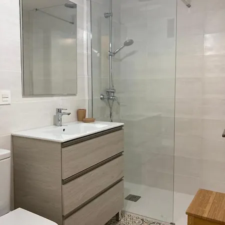 Apartment Gascona 26 - Pleno Centro, Muy Tranquilo, Parking Gratis En Mismo Edificio, Ascensor, Wifi Oviédo
