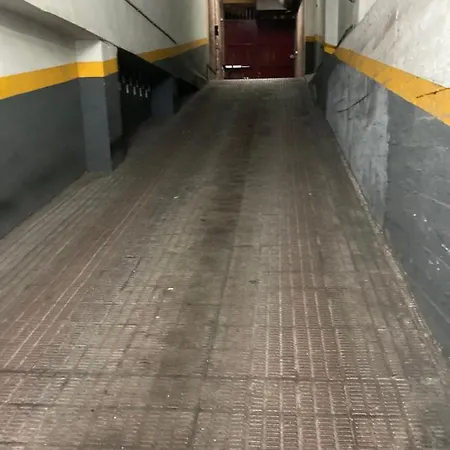 Gascona 26 - Pleno Centro, Muy Tranquilo, Parking Gratis En Mismo Edificio, Ascensor, Wifi Lägenhet *