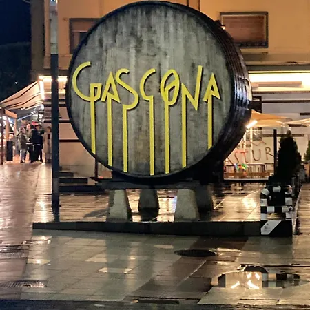 Gascona 26 - Pleno Centro, Muy Tranquilo, Parking Gratis En Mismo Edificio, Ascensor, Wifi Oviédo