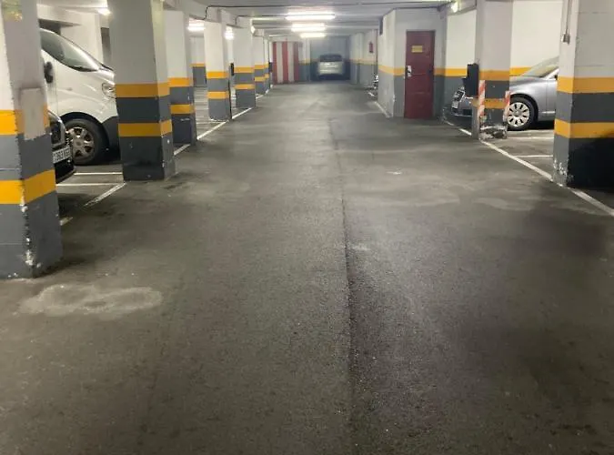 Gascona 26 - Pleno Centro, Muy Tranquilo, Parking Gratis En Mismo Edificio, Ascensor, Wifi شقة *